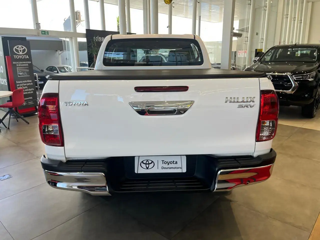 galeria HILUX SRV 4X4 2.8