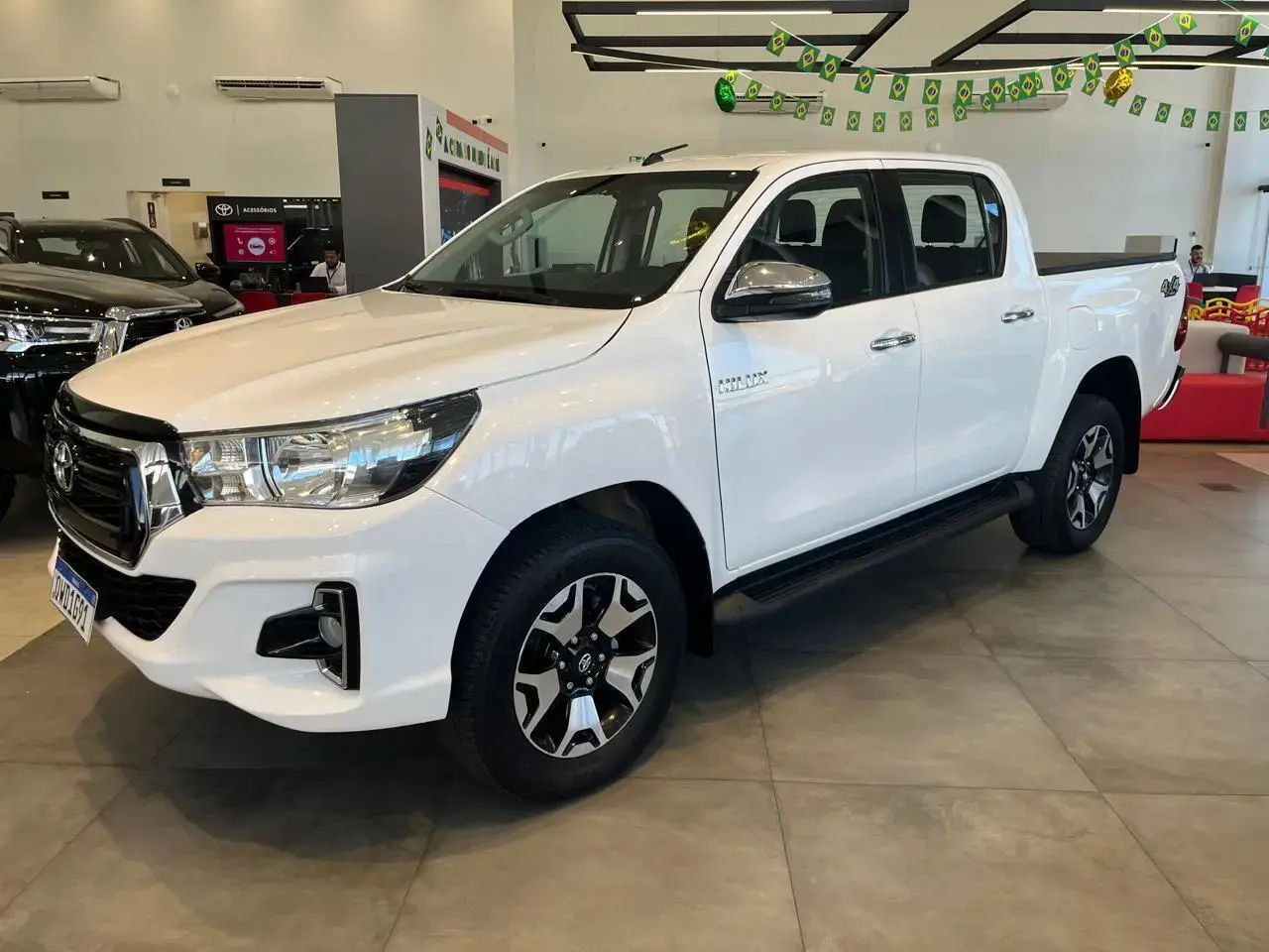 galeria HILUX SRV 4X4 2.8
