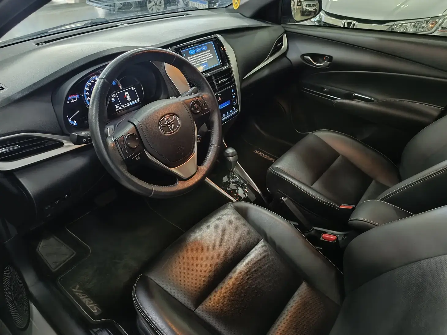 galeria YARIS