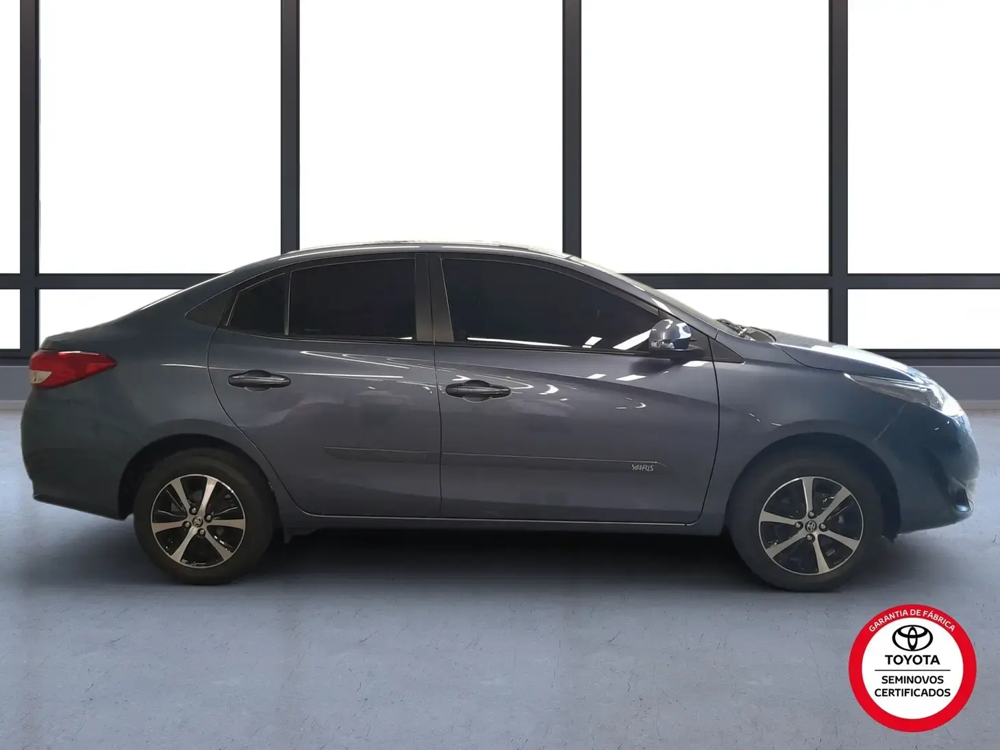 galeria Yaris Sedan