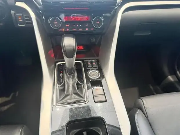 Mitsubishi ECLIPSE CROSS 1.5 MIVEC TURBO GASOLINA HPE-S S-AWC CVT