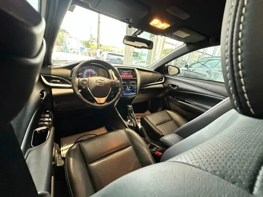 galeria YARIS
