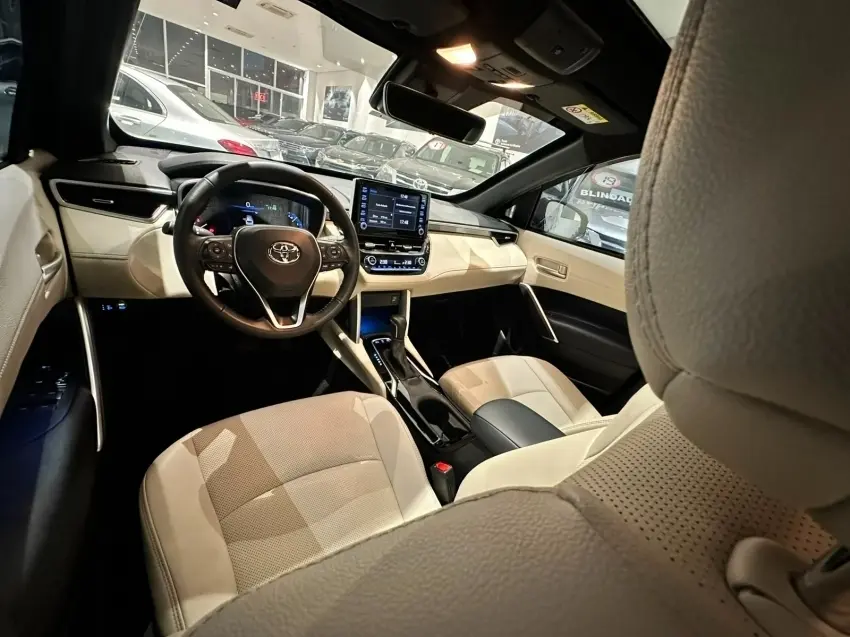 galeria COROLLA CROSS