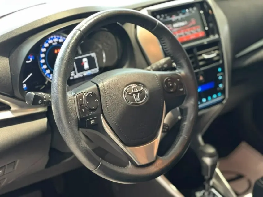 galeria YARIS