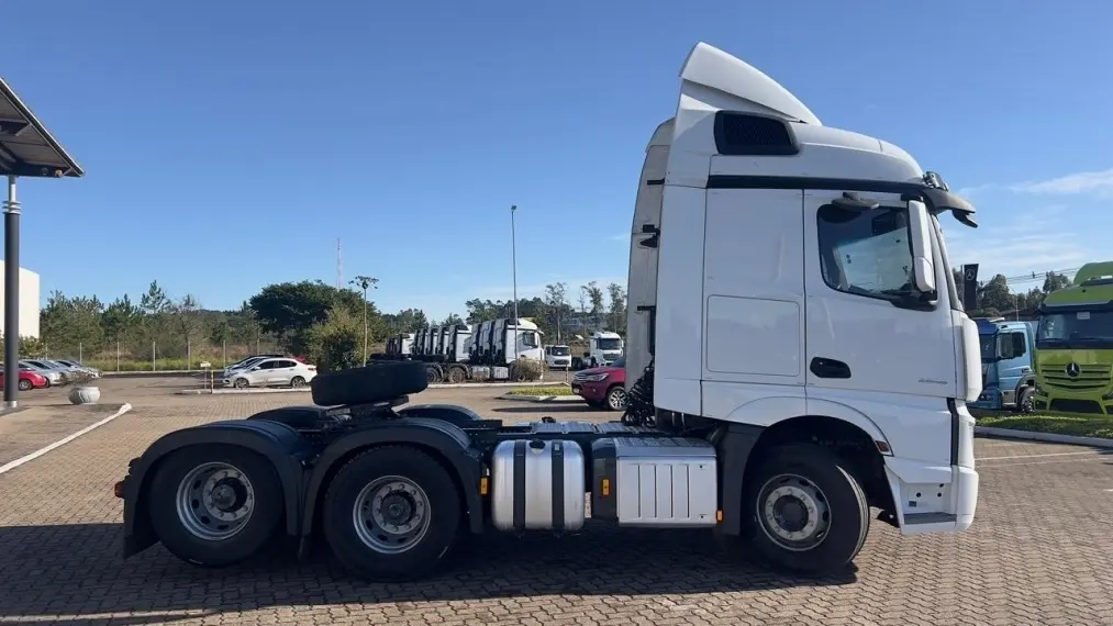 galeria Actros 2548
