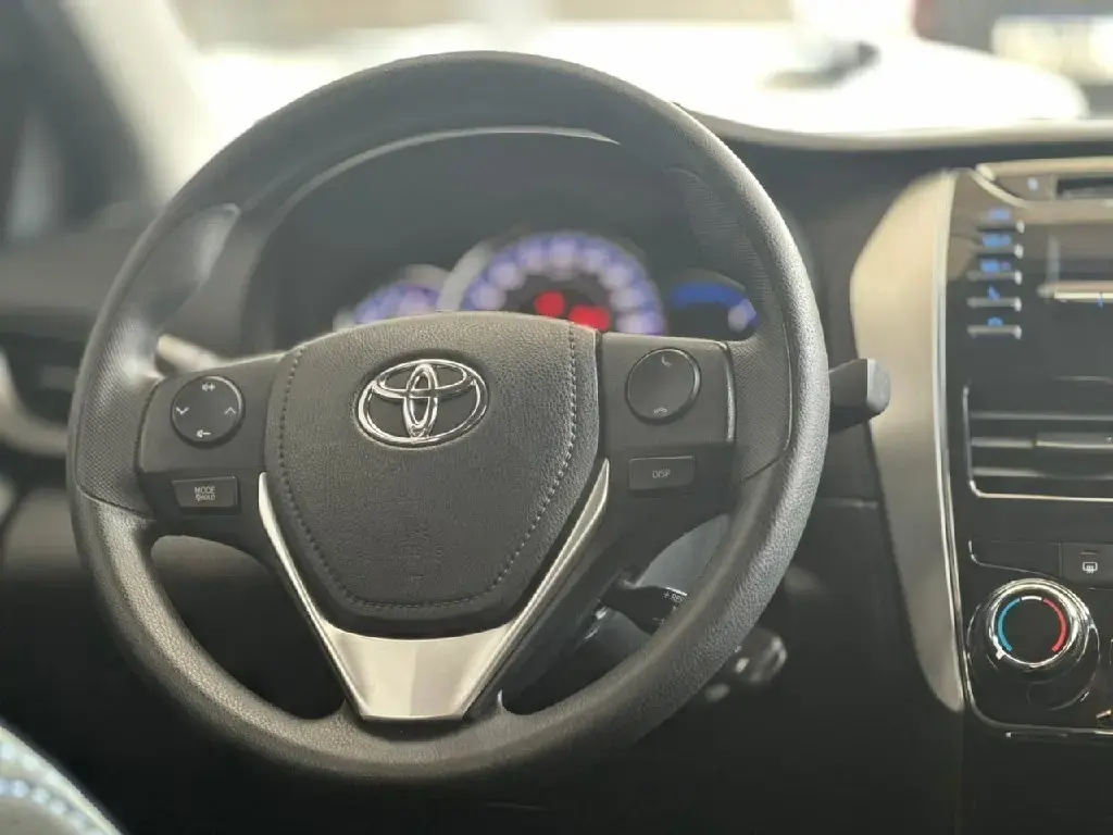 galeria YARIS