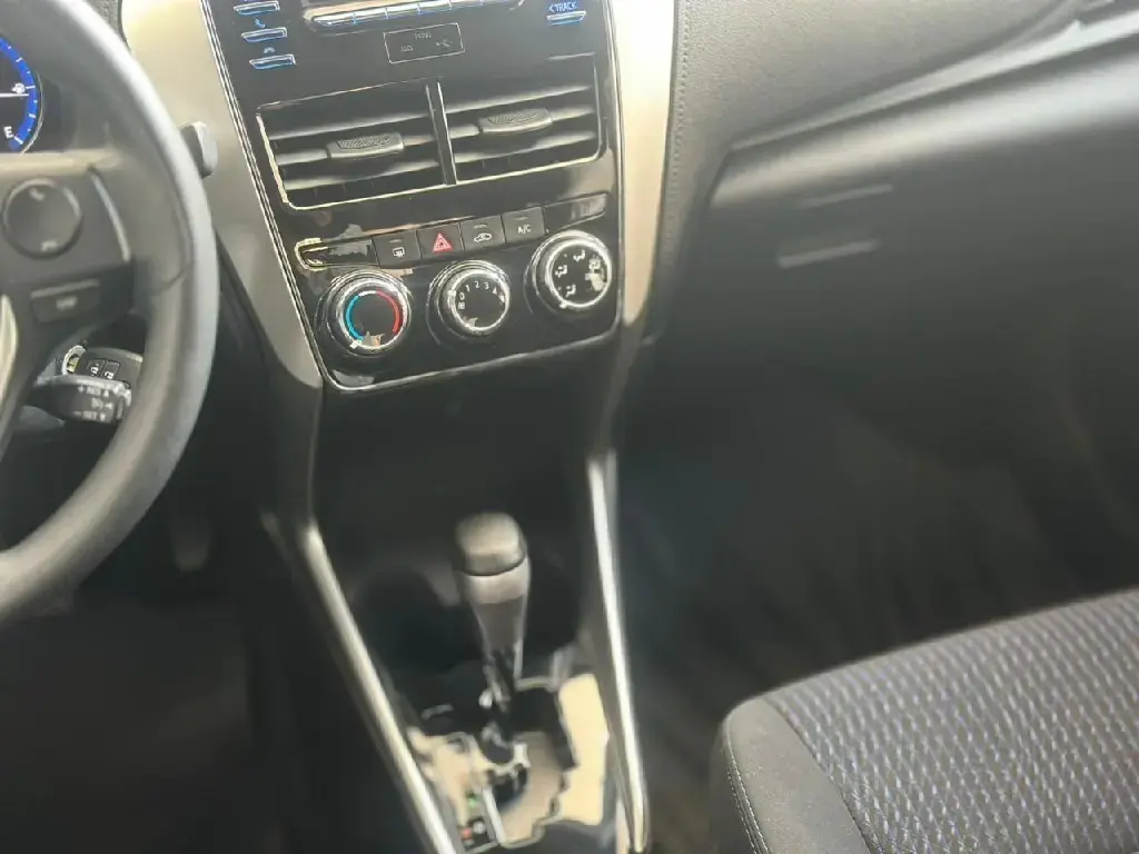 galeria YARIS