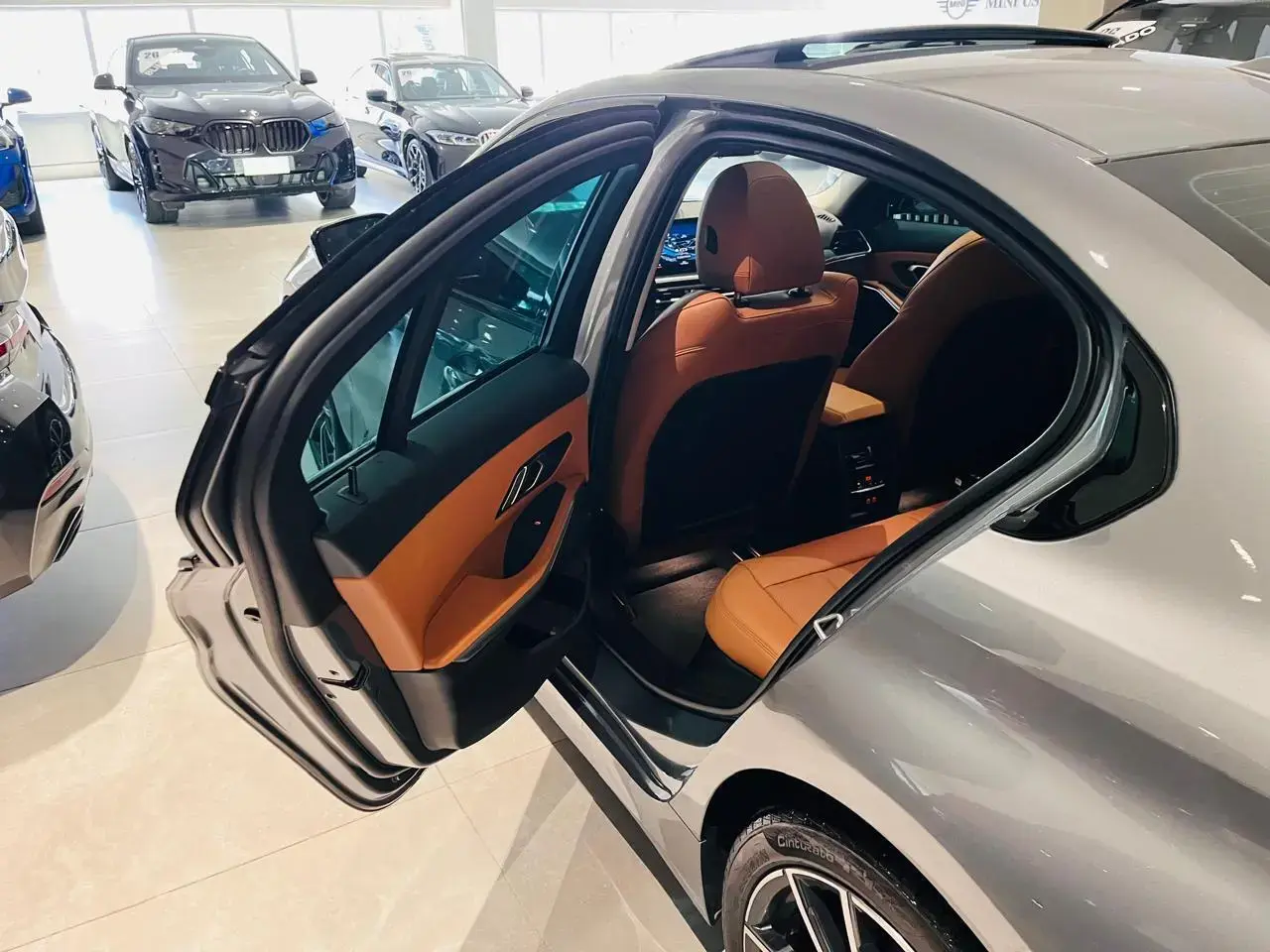 galeria 320i