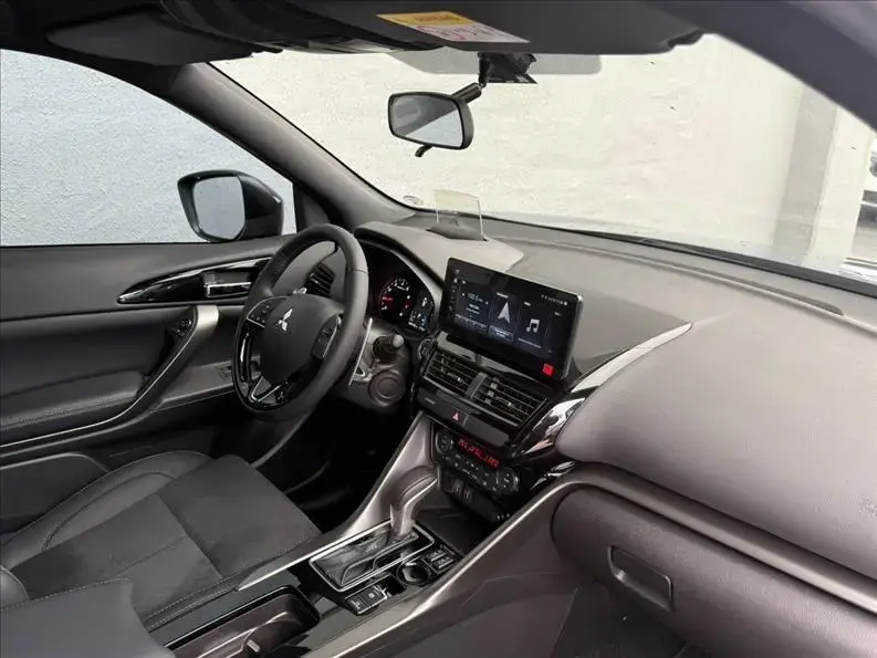 galeria ECLIPSE CROSS