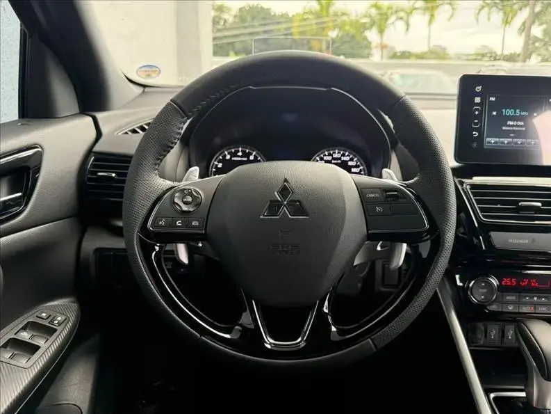 galeria ECLIPSE CROSS