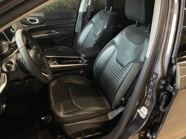 Jeep COMMANDER 1.3 T270 TURBO FLEX LONGITUDE AT6
