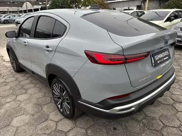 Fiat FASTBACK 1.0 TURBO 200 HYBRID AUDACE CVT