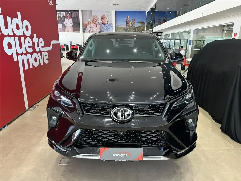 galeria HILUX SW4