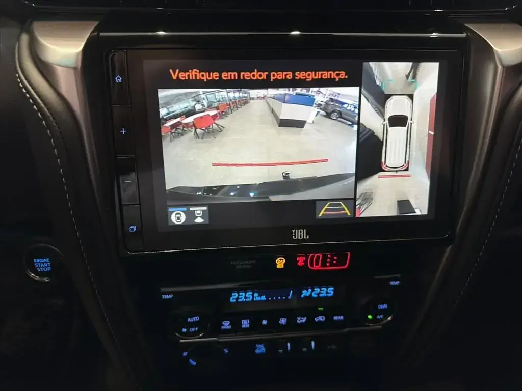 galeria HILUX SW4