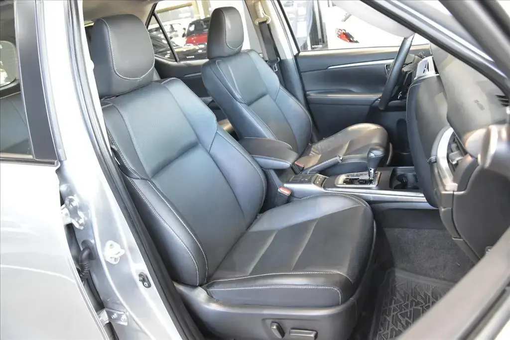 galeria HILUX SW4