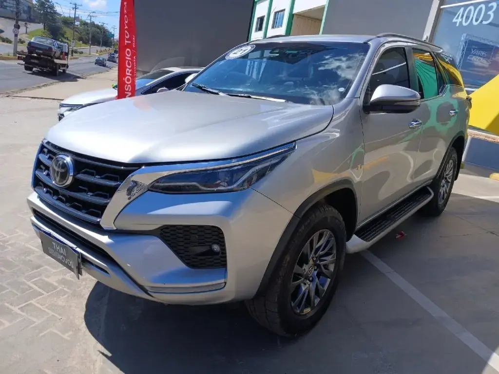galeria HILUX SW4