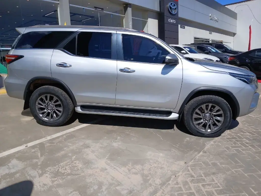 galeria HILUX SW4