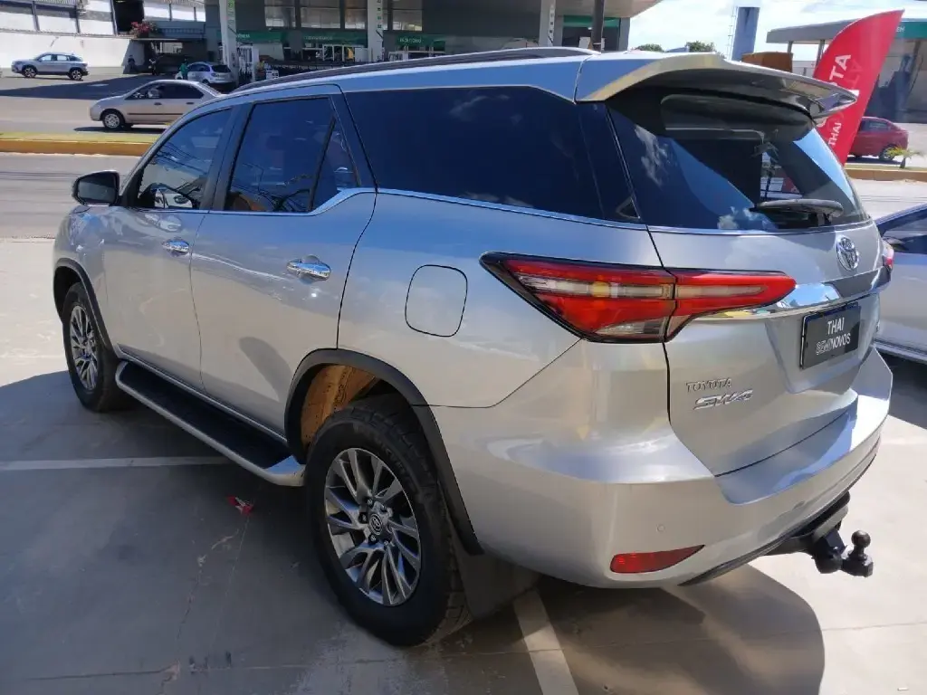 galeria HILUX SW4