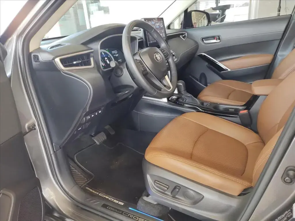 galeria COROLLA CROSS