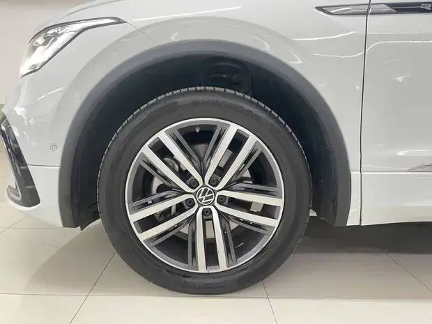 Volkswagen Tiguan 2.0 350 TSI Allspace R-Line 4WD