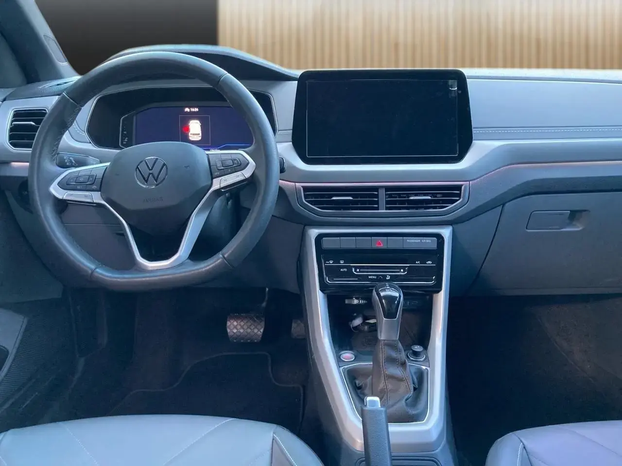 galeria T-Cross Comfor. 200 TSI 1.0 Flex 5p Aut.