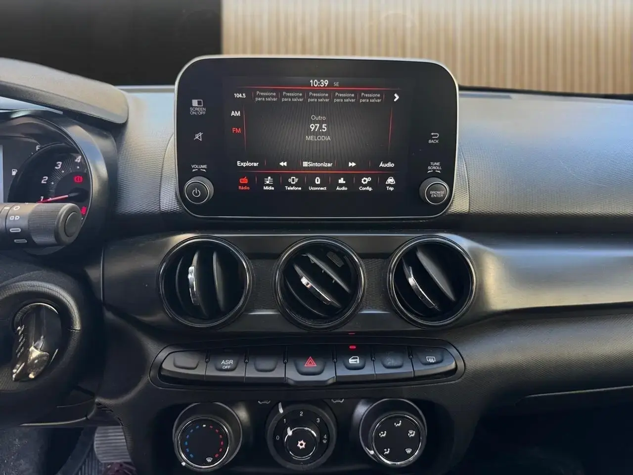 galeria CRONOS DRIVE 1.3 8V Flex Aut.