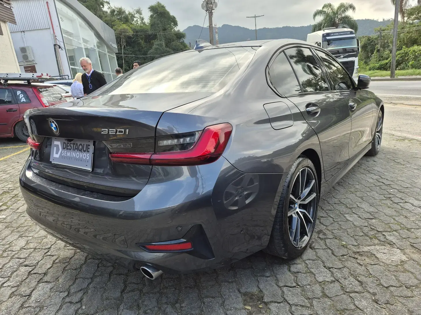 galeria 320i