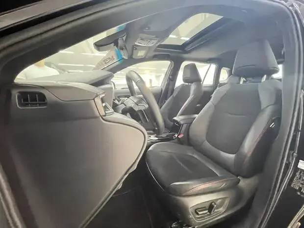 Toyota Corolla Cross GR-Sport 2.0