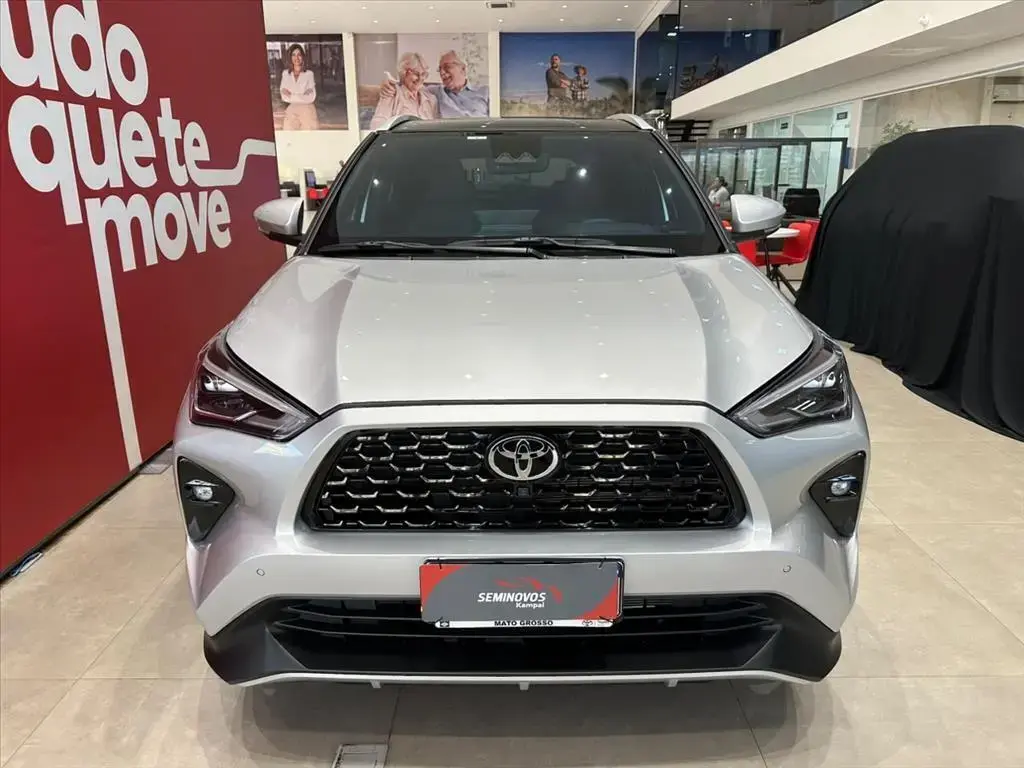 galeria YARIS CROSS