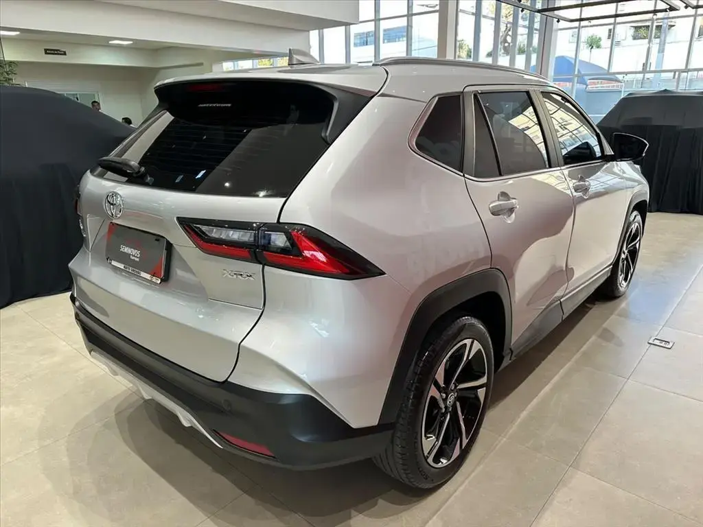 galeria YARIS CROSS