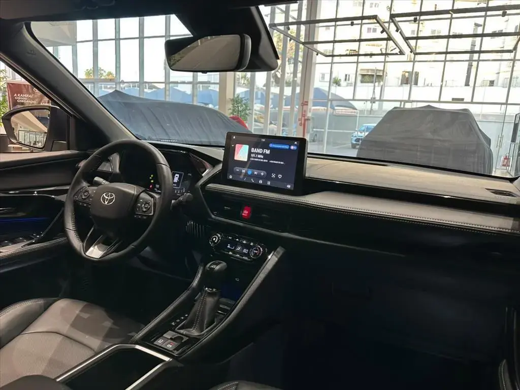 galeria YARIS CROSS