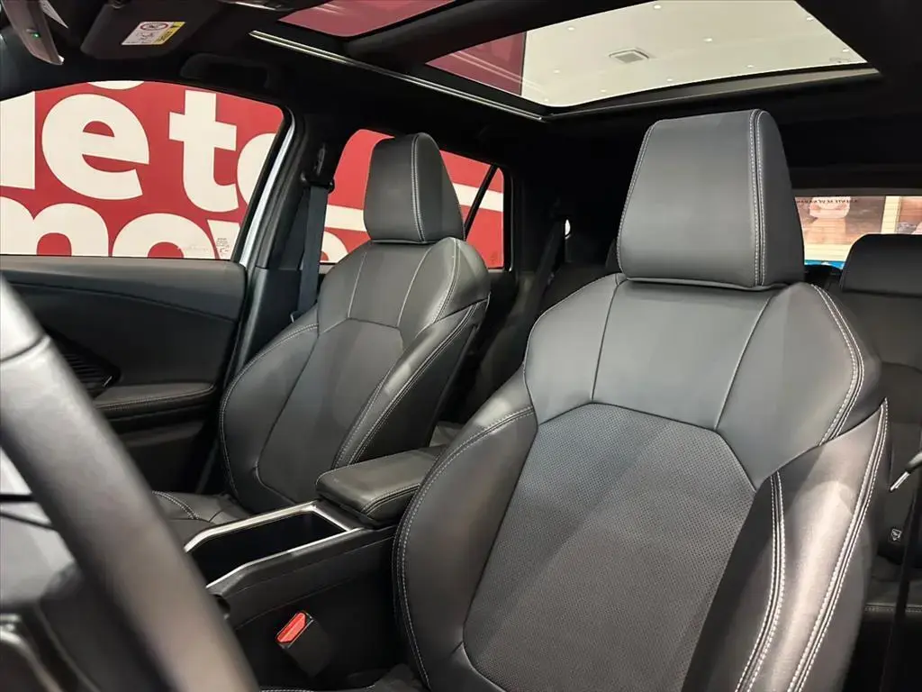 galeria YARIS CROSS