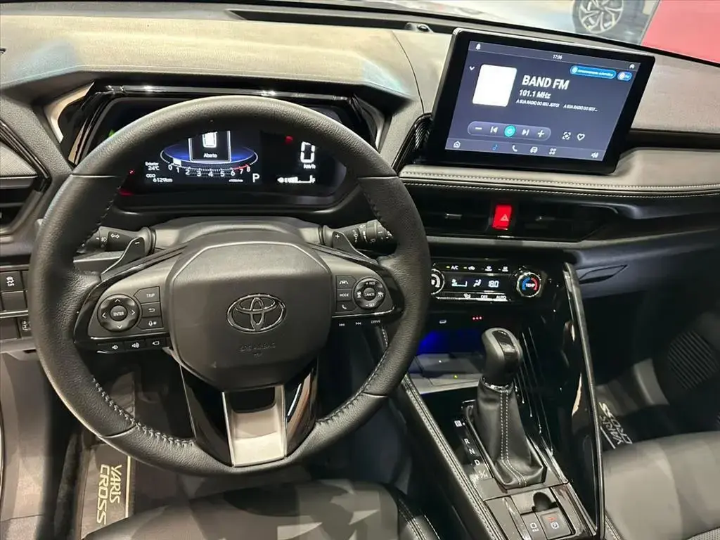 galeria YARIS CROSS