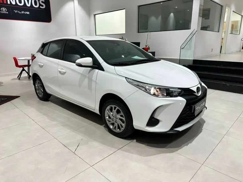 galeria YARIS