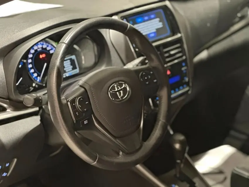 galeria YARIS
