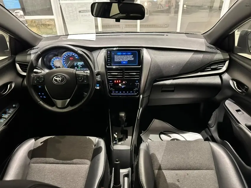 galeria YARIS