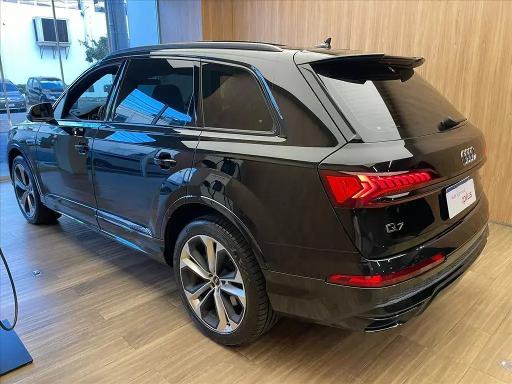 galeria Q7