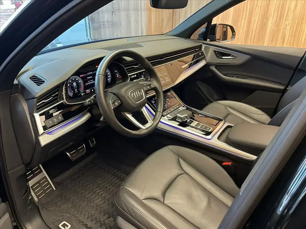 galeria Q7