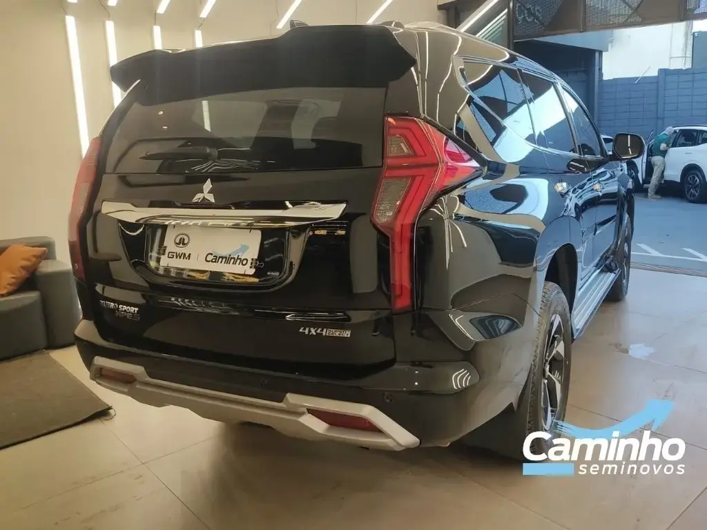 galeria PAJERO SPORT