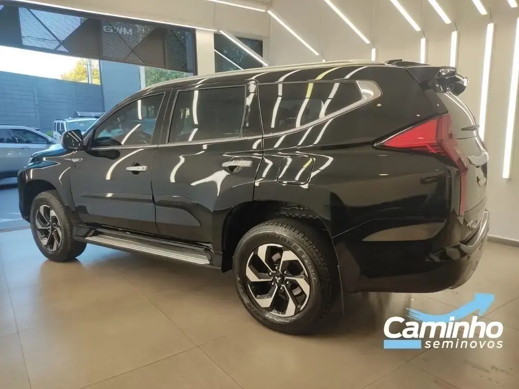 galeria PAJERO SPORT