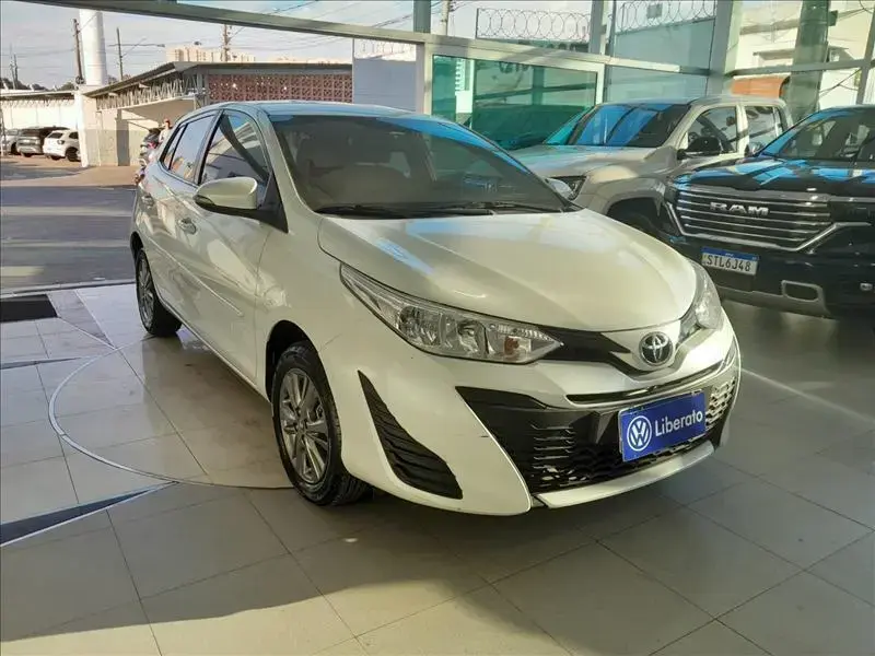 galeria YARIS