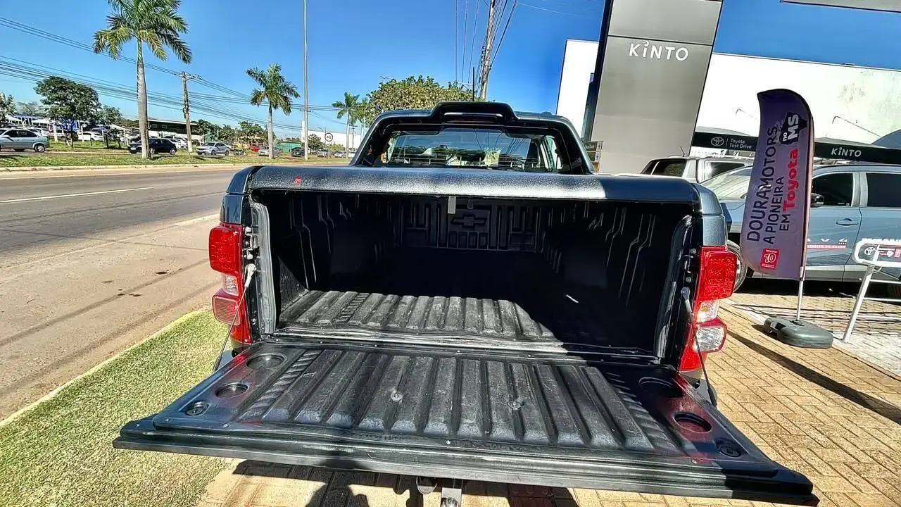 galeria S10 HIGH COUNTRY