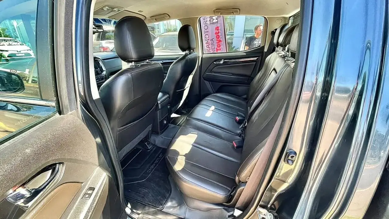 galeria S10 HIGH COUNTRY