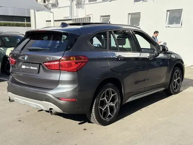 Bmw X1 2.0 16V TURBO ACTIVEFLEX SDRIVE20I 4P AUTOMÁTICO