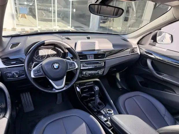 Bmw X1 2.0 16V TURBO ACTIVEFLEX SDRIVE20I 4P AUTOMÁTICO