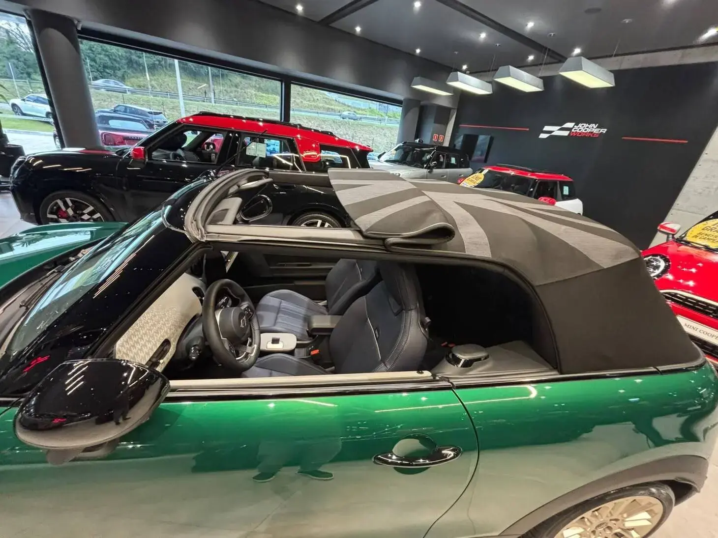 galeria Cooper Cabrio