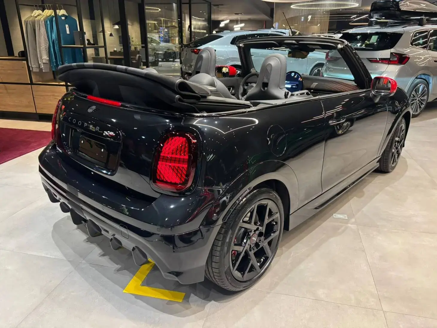 galeria Cooper Cabrio