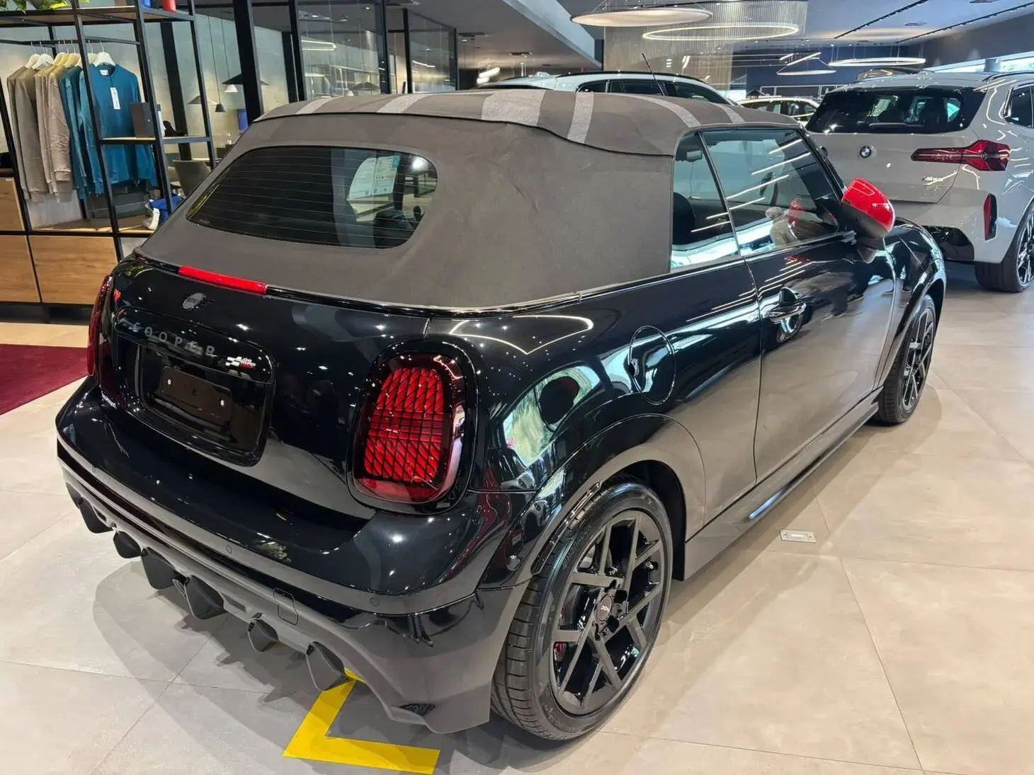 galeria Cooper Cabrio