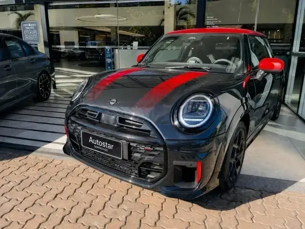 Mini John Cooper Works Cabrio 2.0
