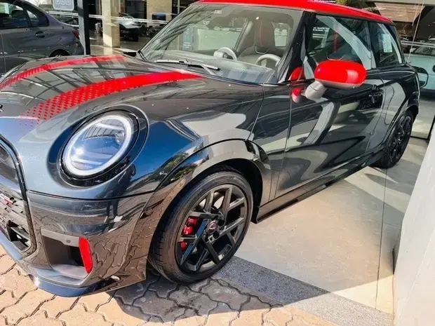 Mini John Cooper Works Cabrio 2.0